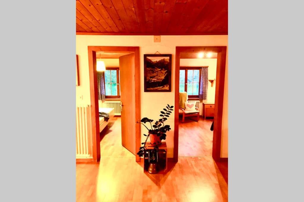Ferienwohnung Uf Z'Enisch Klosters Exterior photo