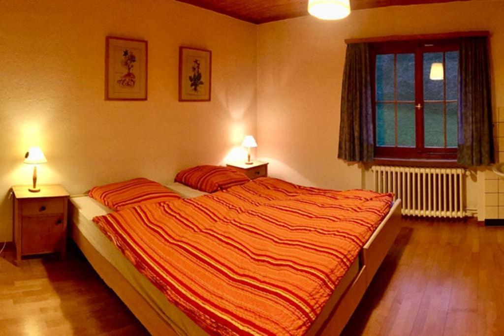 Ferienwohnung Uf Z'Enisch Klosters Exterior photo